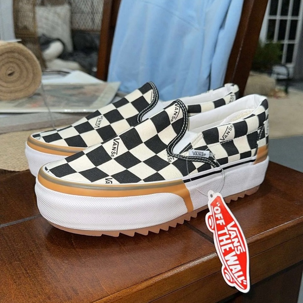 Womens Platform Vans. Super Cute. NWT. Ordered wrong size.